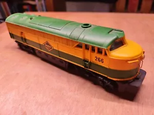 AHM HO Scale Reading Lines Fairbanks-Morse C-Liner Powred Diesel Locomotive #266 - Picture 1 of 6