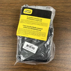 OEM OtterBox Defender Series Screenless Case & Belt Holster for iPhone XR- Black - Picture 1 of 2