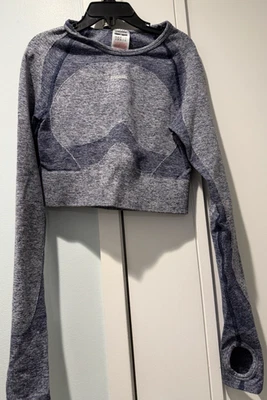 GYMSHARK ATHLETICS WOMEN FLEX CUT OUT LONG SLEEVES CROP TOP-NAVY BLUE/MARLED-XS - Image 1 of 4