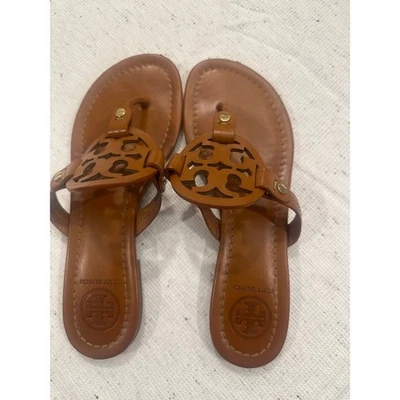 Sandalias Tory Burch Miller Cuero Tostado Logo Tanga Chanclas Para Mujer Talla 7.5M Foto 1 de 4