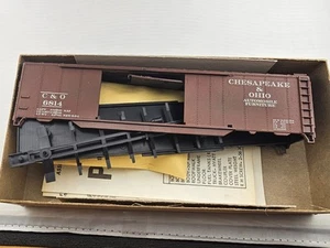 Athearn HO Scale 50' Double Door Auto Box Car Chesapeake & Ohio C & O 6814 Kit - Picture 1 of 3