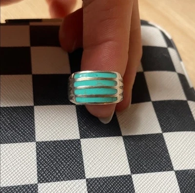 Anillo con incrustación de turquesa de 4 barras Foto 1 de 4