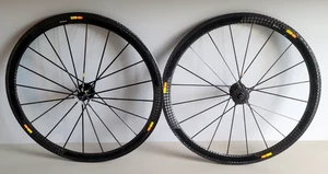MAVIC Cosmic Carbon Ultimate Laufradsatz, ultraleicher Carbon Tubular LRS, TOP - Bild 1 von 11