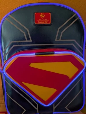 Mochila Superman Light Up Glow tamaño completo Foto 1 de 4