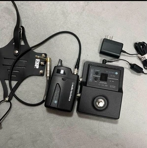 AUDIO-TECHNICA ATW-1501 Sistema chitarra wireless digitale testato con cavo di alimentazione, scatola - Foto 1 di 2