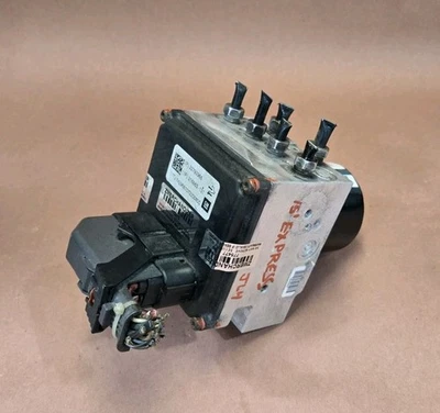 Bomba ABS freno antibloqueo Chevy Express 78 k 2012-17 GMC Savana 2500 3500 22792968 Foto 1 de 4