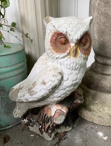 Vtg Hoot-Barn OWL White-Old Antique-Concrete Cement Garden Large Statue-Heavy! Cover