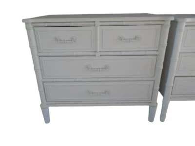 Cómoda Henry Link imitación bambú soltero 3 cajones tocador LG mesita de noche pies extraños Foto 1 de 4