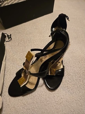 L.A.M.B. Туфли на каблуках Gwen Stefani. С мешком для пыли. Размер 6,5 - Изображение 1 из 4