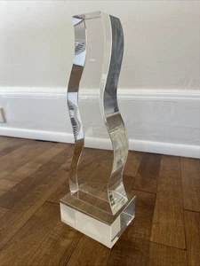 2014 SUMMIT CREATIVE AWARD Acryl Statue - Bild 1 von 3