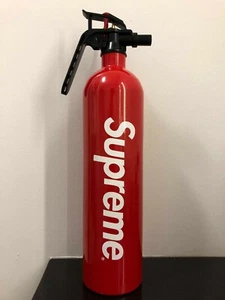 Supreme & Kidde Rot Weiß Box Logo Feuerlöscher S/S 2015 NEU 15 16 17 18 19 - Bild 1 von 2