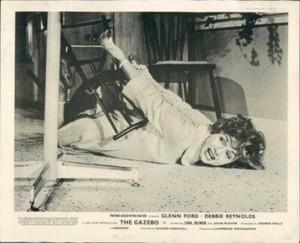 THE GAZEBO DEBBIE REYNOLDS TIED UP TO CHAIR LOBBY CARD