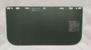 Visiera americana Allsafe 8154LB Verde scuro 8 "x 15,5" x 0,040 " - Foto 1 di 4