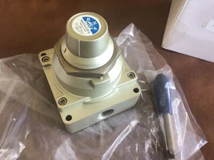 Bimba MFD, M4HV430-15-S, 1/2” NPT, 3 position closed center, pneumatic valve - Picture 1 of 4