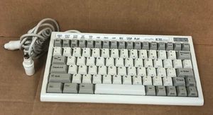 (VINTAGE!) BTC E5X5R5BTC-5100 Compact mini Keyboard 5-Pin ibm pc Din Connector - Picture 1 of 9