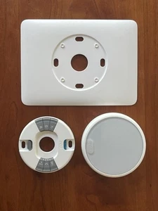Google Nest 3rd Gen Learning Thermostat E360129 (A0013) - Picture 1 of 4