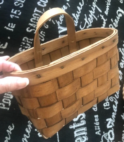 Vtg BASKETVILLE Putney Vt SPLINT Oak WOOD Rectangle WALL HANGING Mail BASKET 1 Cover