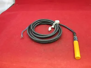 IFM IF0295 IF-2002-ABOW Sensor - Picture 1 of 2