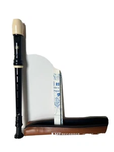 LMI Yamaha Recorder Soprano Musical Instrument Flute 650502B w/Zippered Case  - Picture 1 of 3