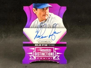 2014 PANINI PRIZM NOLAN RYAN #NR DISTINZIONI VIOLA DIE-CUT PRIZMS AUTO 20/99 - Foto 1 di 2