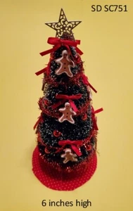 Albero di Natale decorato con corona abbinata CASA DELLE BAMBOLE MINIATURE SCALA 1:12 - Foto 1 di 2