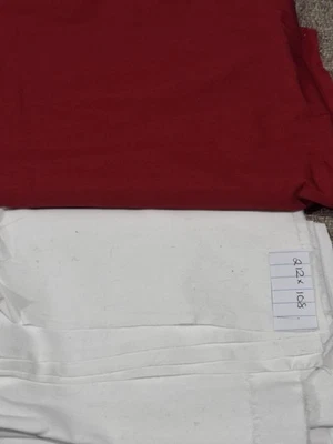 fabric remnant - Polycotton aprox size 212x108 cm, red and white piece. - Image 1 of 2