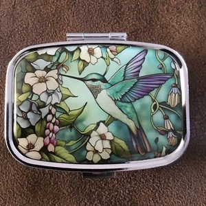 Cute Hummingbird Pill Holder/Trinket Box/ Earring Case. Perfect For Your Purse! - Picture 1 of 6