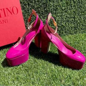 Valentino Garavani Patent Leather Ankle-Strap Platform Pumps Size 8.5 - Picture 1 of 6