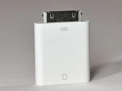 30-контактный адаптер для чтения карт памяти Apple на SD A1362 — оригинальный для iPad/iPhone - Изображение 1 из 2