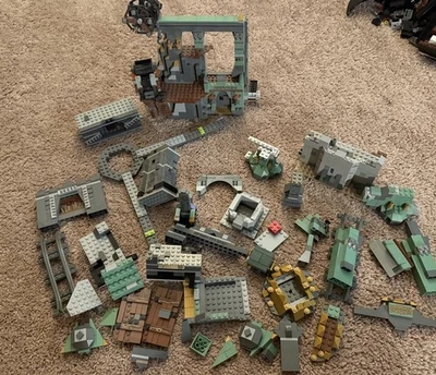 LEGO Hobbit: The Lonely Mountain 79018 - BUILD PARTS LOT AS-IS INCOMPLETE - Image 1 of 4