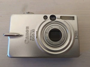 Canon Digital IXUS 30 - Digitalkamera, Silber - Bild 1 von 7