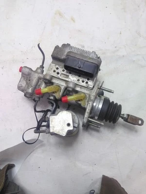 Atuador e bomba de peça de freio antibloqueio VIN J compatível com 12-14 16-18 RAV4 3061346 - Imagem 1 de 4