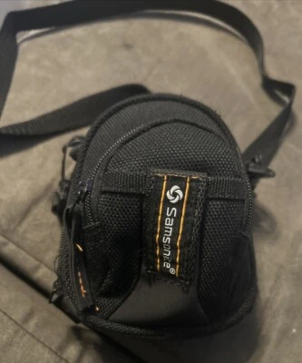 Samsonite Camera Bag 3 Pockets Photo Camera Pouch Black w/ Carrying Strap Belt - Image 1 of 4