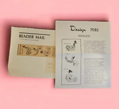  Rooster & Hen Potholders Vtg 1989 Mail Order Sewing Pattern Design 7085 UNCUT - Image 1 of 4