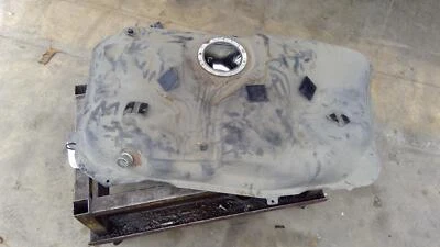Used Fuel Tank fits: 2016 Toyota Camry  Grade A Foto 1 de 4