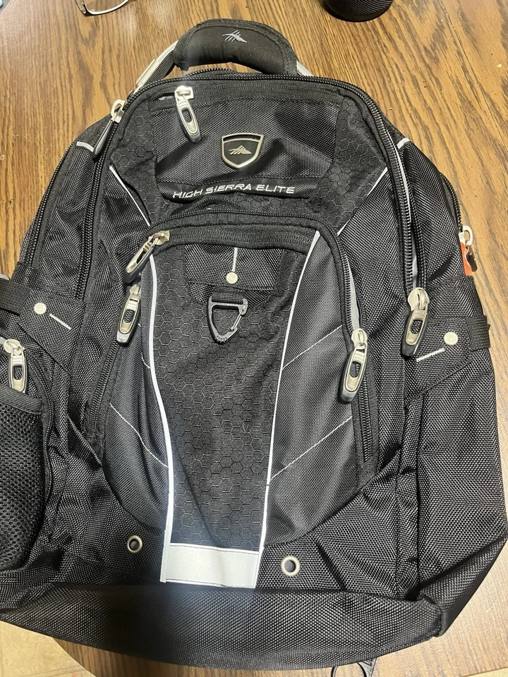 "Mochila negra High Sierra Elite Checkpoint Flyby TSA para computadora portátil de hasta 17""" Foto 1 de 4