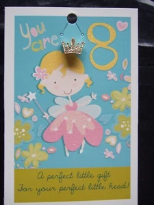 Edad 8, 8º Cumpleaños Insignia, Pequeño Botón Insignia Corona Diseño en Respaldo de Tarjeta - Imagen 1 de 3