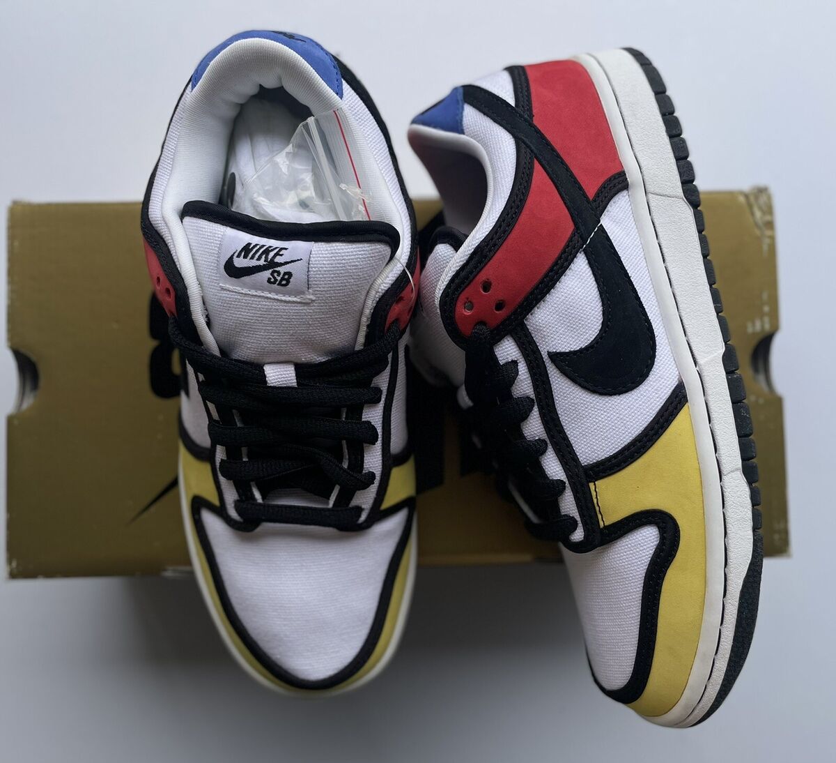 Nike Dunk Pro SB Low Piet Mondrian for Sale - Authenticity Nike Dunk Pro SB Low Piet Mondrian for Sale - Authenticity