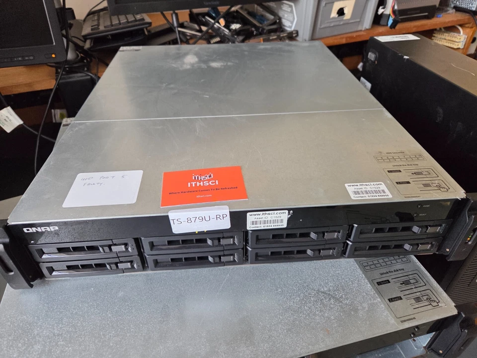 QNAP TS-879U-RP 8 Bay NAS Fully tested, NO HDD, Port 5 Faulty - Inc 8 caddies - Image 1 of 4