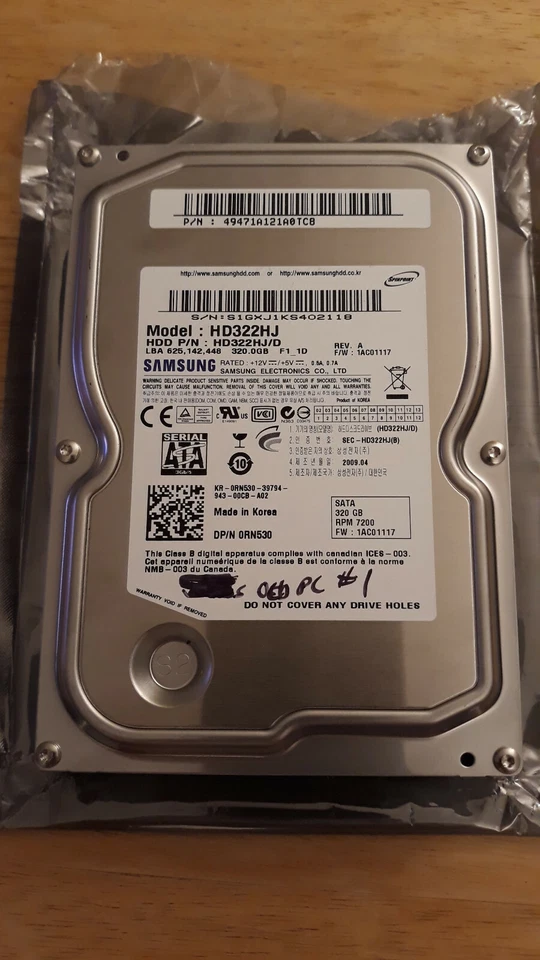 Samsung SpinPoint F1 320GB Internal SATA 7200RPM 3.5" (HD322HJ) Hard Drive HDD - Image 1 of 3
