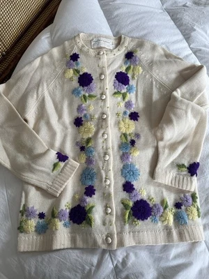 Cárdigan Mid-Century Años 60 Lana Virgen Completo Moda Bordado a Mano Floral 38 Foto 1 de 4