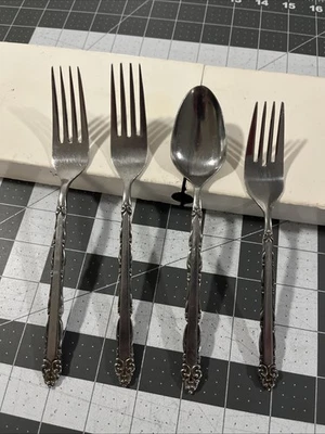 Ecko Eterna Mary Ellen (2) Dinner (1) Salad Fork (1) Oval Soup Spoon Stainless - Image 1 of 4