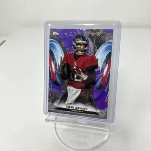 Tom Brady - 2024 Topps Inception - Purple Parallel #116/125 - Bild 1 von 2