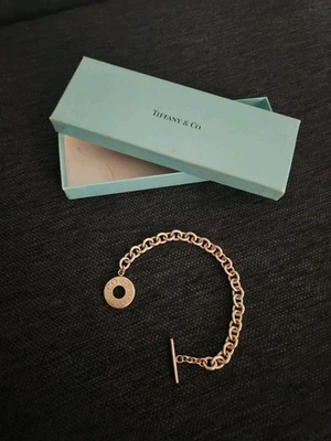 Pulsera Tiffany & Co. Plata de Ley 1837 Cadena Palanca 8.25" Dije Foto 1 de 4
