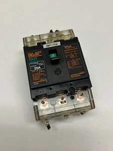 Fuji Auto Leistungsschalter Schutz EA33 20A 600V AC Netzteil Trennen - Bild 1 von 2