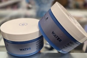 2 Mantecas corporales de ácido hialurónico ultra hidratación agua Bath And Body Works 6,5 oz - Imagen 1 de 2