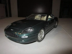 GUILOY 1/18 ASTON MARTIN DB7 Green - Foto 1 di 6