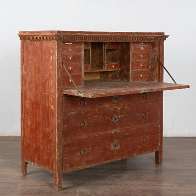 Secretaria sueca rústica de pino pintado del siglo XIX Foto 1 de 4