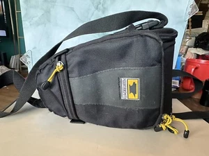 Mountainsmith Quickfire M Camera Bag Crossbody Adjustable Strap Black - Picture 1 of 5