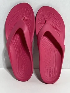 🔥 Crocs Original Women's Shoes Hot Pink 7M Toe Thong Slip on Flip Flops Sandals - Picture 1 of 4